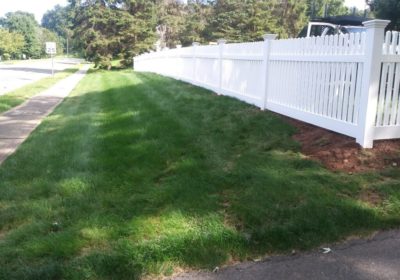 Another Beautiful Residential Fence Installed !!